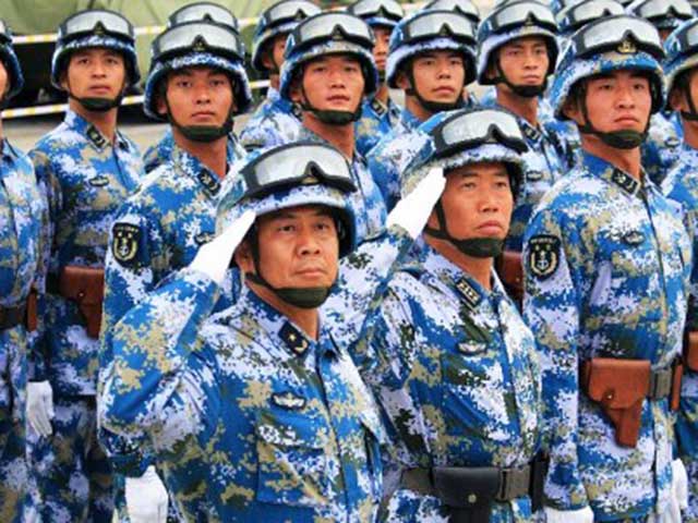 Thế giới - Tướng lĩnh Trung Quốc sụt cân vì lo tập luyện diễu binh