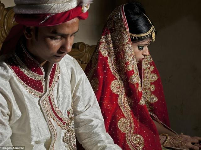 Bạn trẻ - Cuộc sống - Đám cưới không nụ cười của cô dâu 15 tuổi