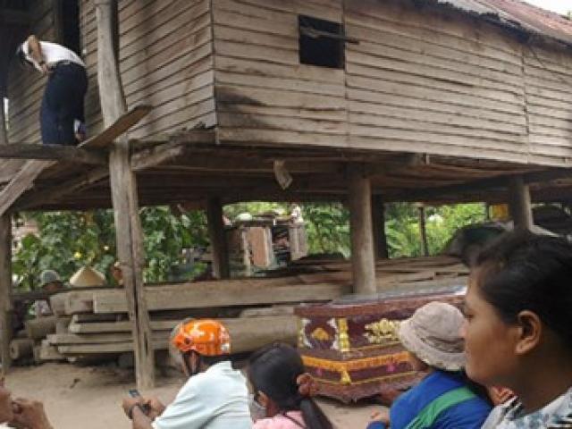 Pháp luật - Một gia đình bị truy sát vì nghi có dùng "thuốc thư"?