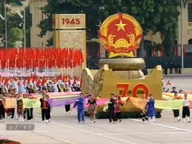 Tin tức trong ngày - Hùng tráng Lễ Diễu binh, diễu hành mừng Quốc khánh