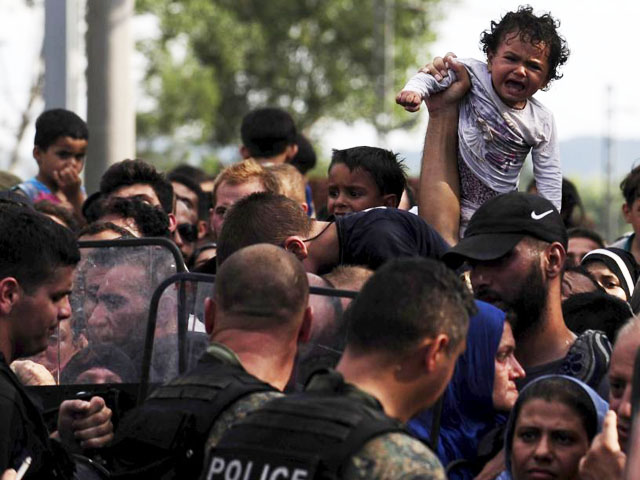 Thế giới - Những thiên thần bé nhỏ trong hành trình tới "miền đất hứa" châu Âu