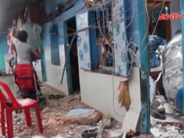 Video An ninh - Clip: Hiện trường vụ bồn nước rơi, đè chết bé 8 tháng tuổi