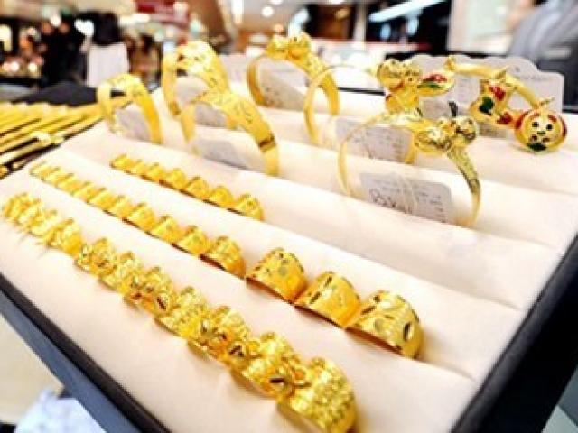 Tài chính - Bất động sản - Vàng tăng nhẹ, dầu thô mất mốc 50 USD