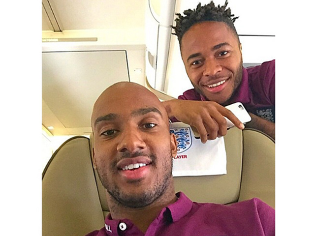 Bóng đá - Tin HOT tối 5/9: Sterling chọc tức fan Liverpool