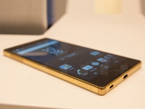 Dế sắp ra lò - Xperia Z5 Premium: Phần cứng &quot;đỉnh&quot;, chỉ chờ giá