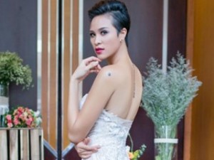 Phim - Phương Mai diện váy cưới, khoe hình xăm cá tính