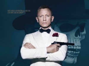 Phim - James Bond điển trai &quot;hút hồn&quot; trên poster chính thức 007