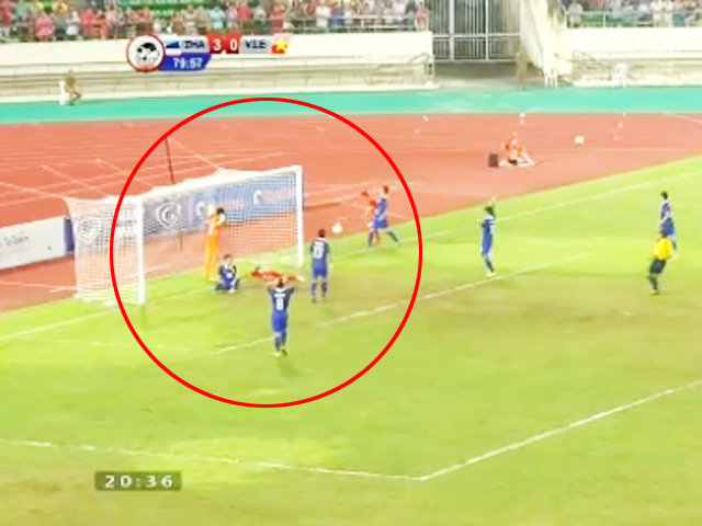 Bóng đá - Top clip "độc" tuần 31/8-6/9: Pha bóng “ma” của U19 Việt Nam