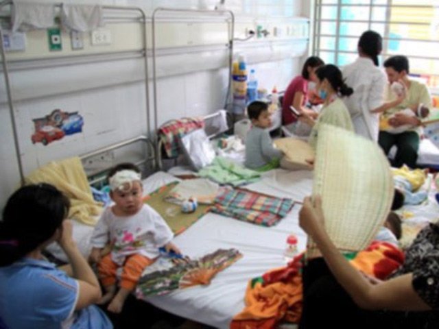 Tin tức trong ngày - HN: Hơn 50 ổ dịch sốt xuất huyết chết người đang hoành hành