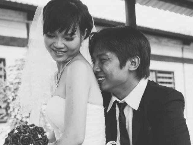 Bạn trẻ - Cuộc sống - Chuyện tình cảm động của cô gái xinh đẹp và chàng trai khuyết tật