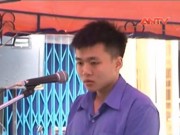 Video An ninh - Mâu thuẫn, rút dao đâm xuyên ngực đồng nghiệp