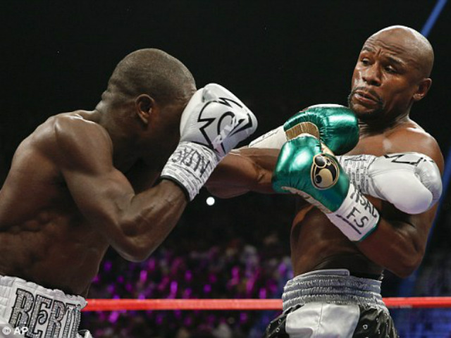 Thể thao - Hạ Berto, Mayweather khép lại sự nghiệp "bất bại"