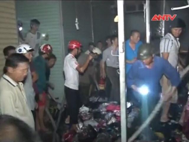 Video An ninh - Quảng Bình: Cháy chợ trong đêm, tiểu thương khóc ròng