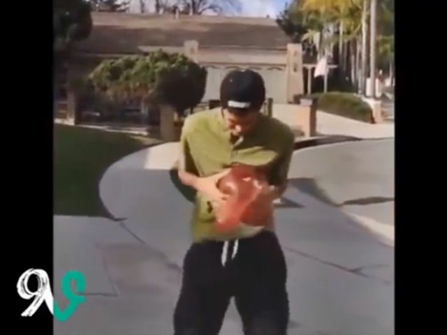 Phi thường - kỳ quặc - Clip "ảo thuật" của chàng trai làm chao đảo dân mạng