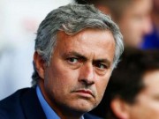 Bóng đá - HLV Mourinho mạnh mẽ trong đau khổ