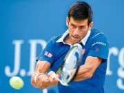 Thể thao - Nỗ lực cứu bóng, Djokovic trượt ngã chảy máu tay