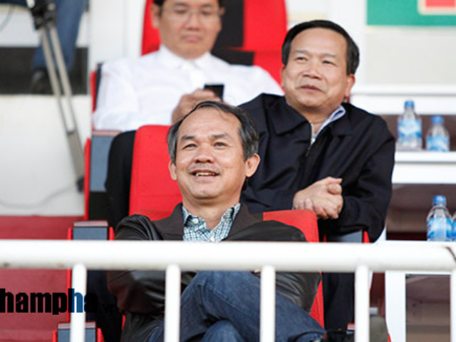 Bóng đá - Bầu Đức vùng lên & chuyện ngôi nhà VFF đang nóng