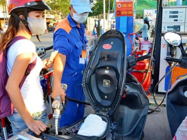Thị trường - Tiêu dùng - Giá xăng dầu lại có cớ để khó giảm?
