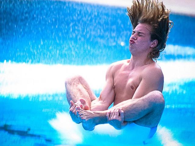 Phi thường - kỳ quặc - Điều ít biết về môn thể thao "bom mông" kỳ quặc