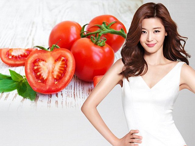 Bí quyết làm đẹp - Mặt nạ cà chua tẩy trắng làn da xỉn màu xấu xí