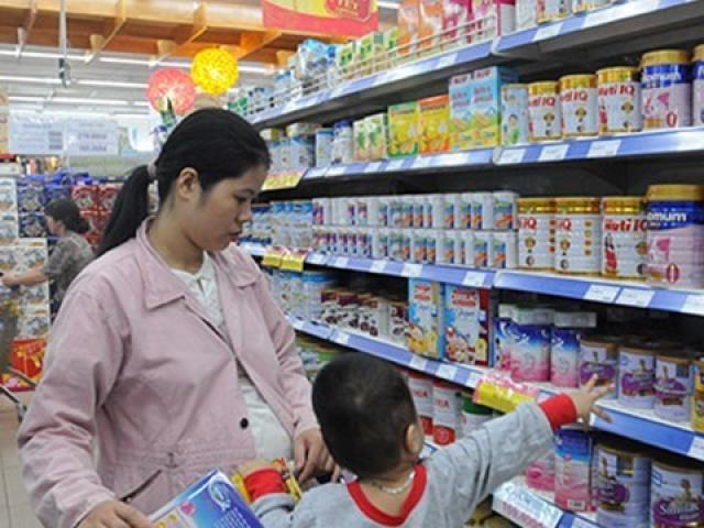 Thị trường - Tiêu dùng - Giá sữa "cõng" cả giá điện, lương tối thiểu