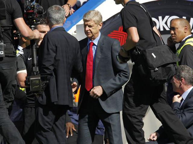 Bóng đá - Mourinho "truy tìm" Wenger để được bắt tay