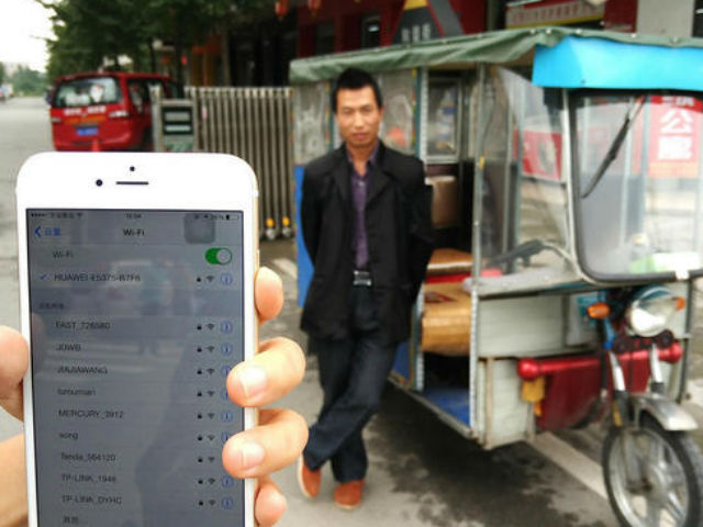 Phi thường - kỳ quặc - TQ: Xe ba gác cung cấp dịch vụ "5 sao"