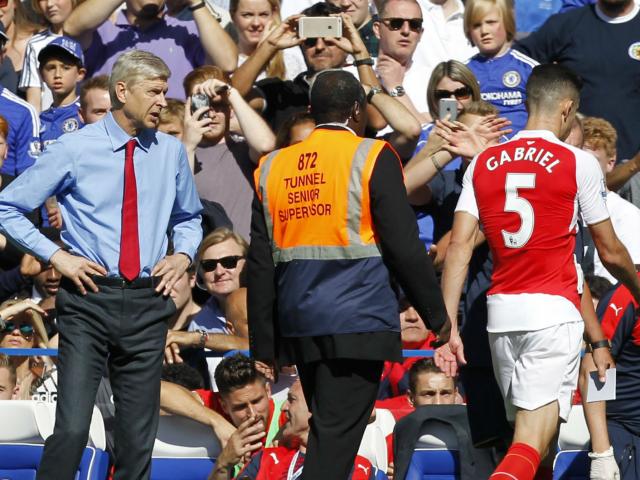 Bóng đá - Wenger còn tại vị, Arsenal còn long đong lận đận