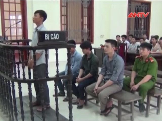 Video An ninh - Tranh nhau phòng hát karaoke, trai làng đâm chết người