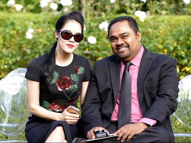 Ca nhạc - MTV - Chồng Thu Phương lên tiếng về việc vợ bị trách "ích kỷ"