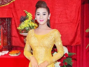 Ca nhạc - MTV - Lâm Chi Khanh tự tin khoe body ngày càng hoàn thiện