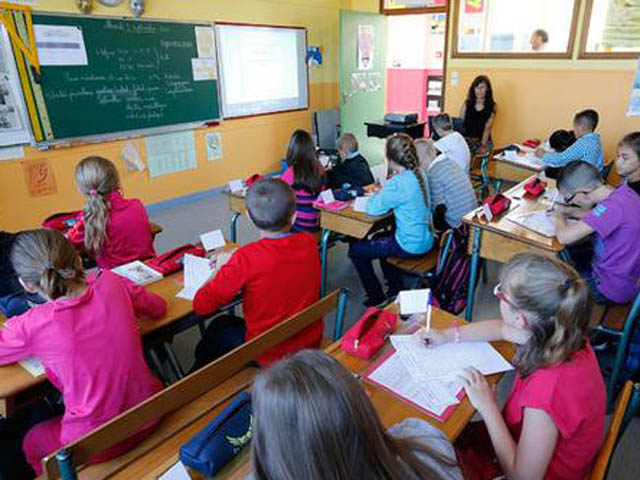 Tin tức trong ngày - Thụy Điển: Trường học yêu cầu học sinh viết thư... tuyệt mệnh