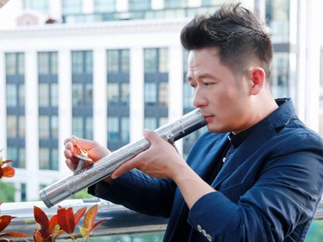 Ca nhạc - MTV - Bằng Kiều: Bán điếu cày nhưng không bỏ thuốc lào