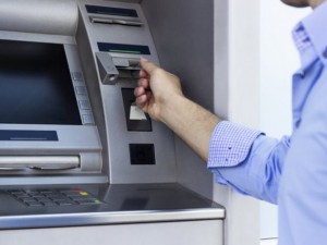 Sợ Virus ??? - Phát hiện cách thức tinh vi trộm tiền từ máy ATM