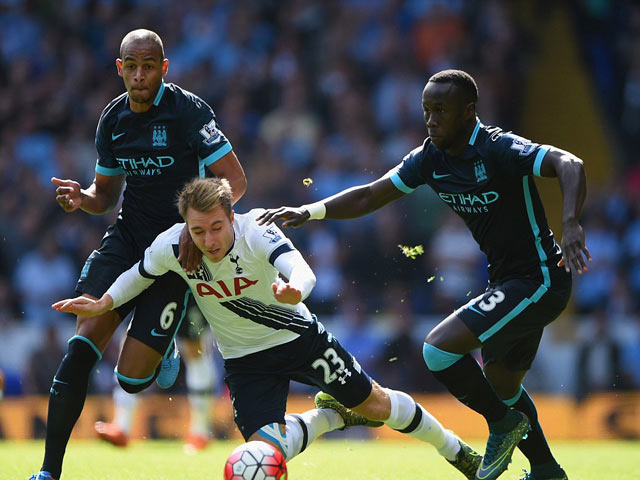 Bóng đá - Man City thảm bại: Tiền không mua được sự kết dính