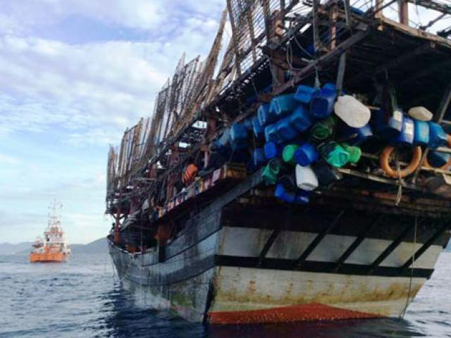 Tin tức trong ngày - Cứu 38 thuyền viên gặp nạn trên biển