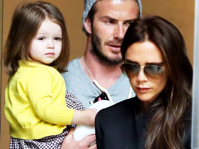 Bí quyết mặc đẹp - Nhà Beck giàu hơn nữ hoàng Anh nhờ thiết kế thời trang