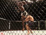 Thể thao - UFC: Cú đá xoay “bất thình lình giật mình”