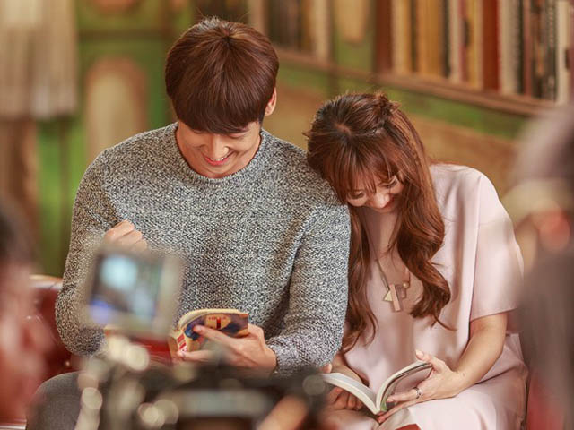 Ca nhạc - MTV - Hari Won ngọt ngào bên hot boy trong MV "Anh cứ đi đi"