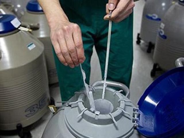 Sức khỏe đời sống - Kinh ngạc đón bé sơ sinh già nhất Trung Quốc