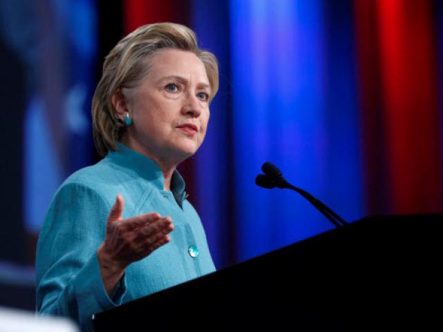 Thế giới - Bà Hillary bị FBI thẩm vấn suốt 3 giờ liền