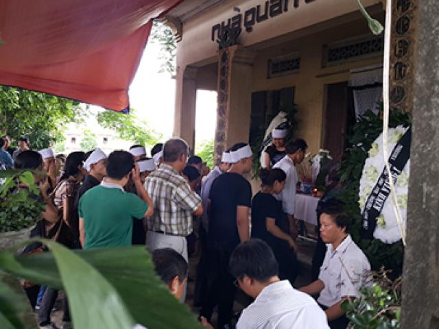 Tin tức trong ngày - 3 sinh viên ĐH Ngoại thương bị lũ cuốn: Bài học đau xót