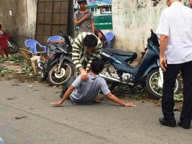 Pháp luật - Dựng lại hiện trường vụ nhóm SV đánh chết người ở Sài Gòn