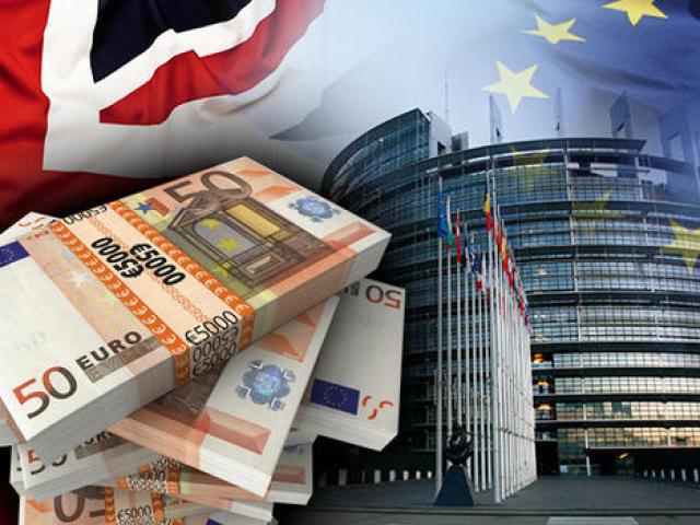 Brexit: Anh vẫn phải nộp 300 tỉ đồng cho EU