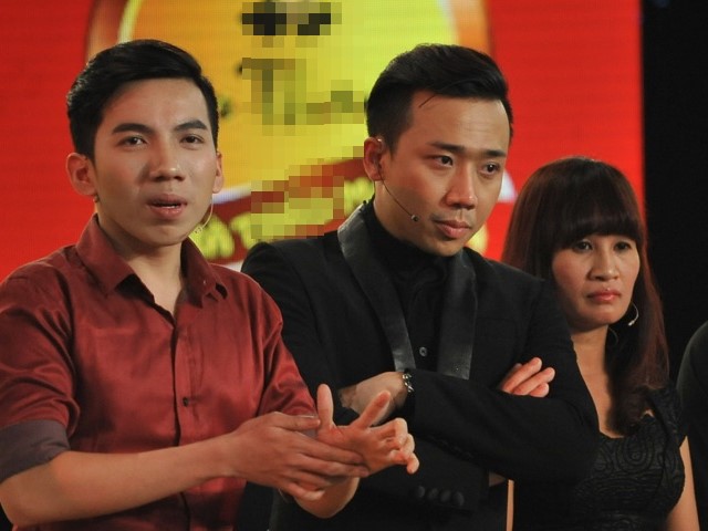 Phim - Đấu trường tiếu lâm: Trấn Thành rơi nước mắt chọn Lê Thị Dần