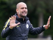 Bóng đá - Man City tập buổi đầu: Ai nhận cái ôm đặc biệt của Pep