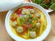 Ẩm thực - Canh chua chả cá dọc mùng tốn cơm vô cùng