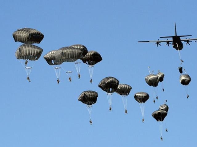 Thế giới - NATO đồng ý dồn quân lớn nhất lịch sử chống Nga