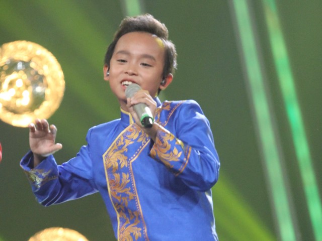 Ca nhạc - MTV - Hồ Văn Cường không hát dân ca vẫn "tỏa sáng"