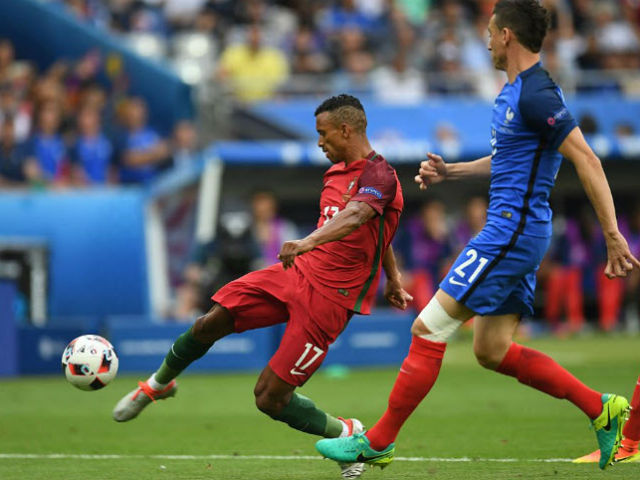 Bóng đá - Chi tiết Bồ Đào Nha - Pháp: Siêu phẩm bất ngờ (KT)